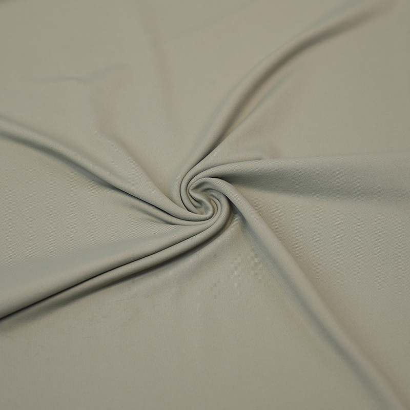Maillot de spandex en nylon recyclé Matt
