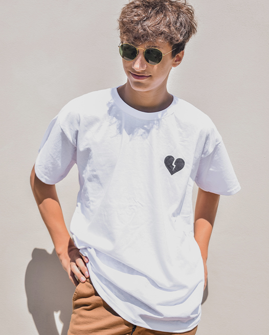 Qu’est-ce que le tissu pour t-shirt ? Un guide complet sur les types, le GSM et la qualité
